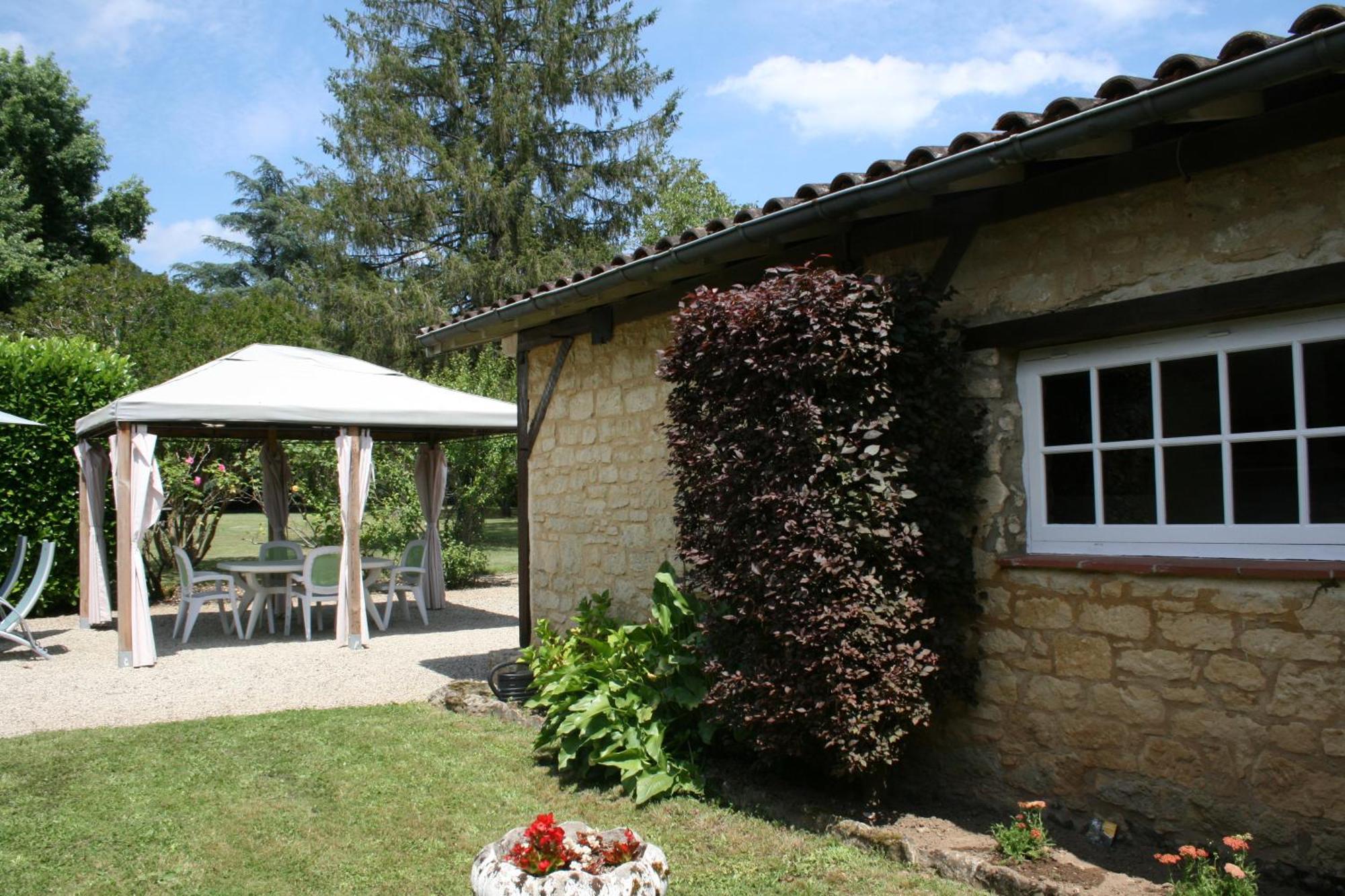 Domaine Des Hirondelles Villa Saint-Vincent-de-Cosse Exteriör bild