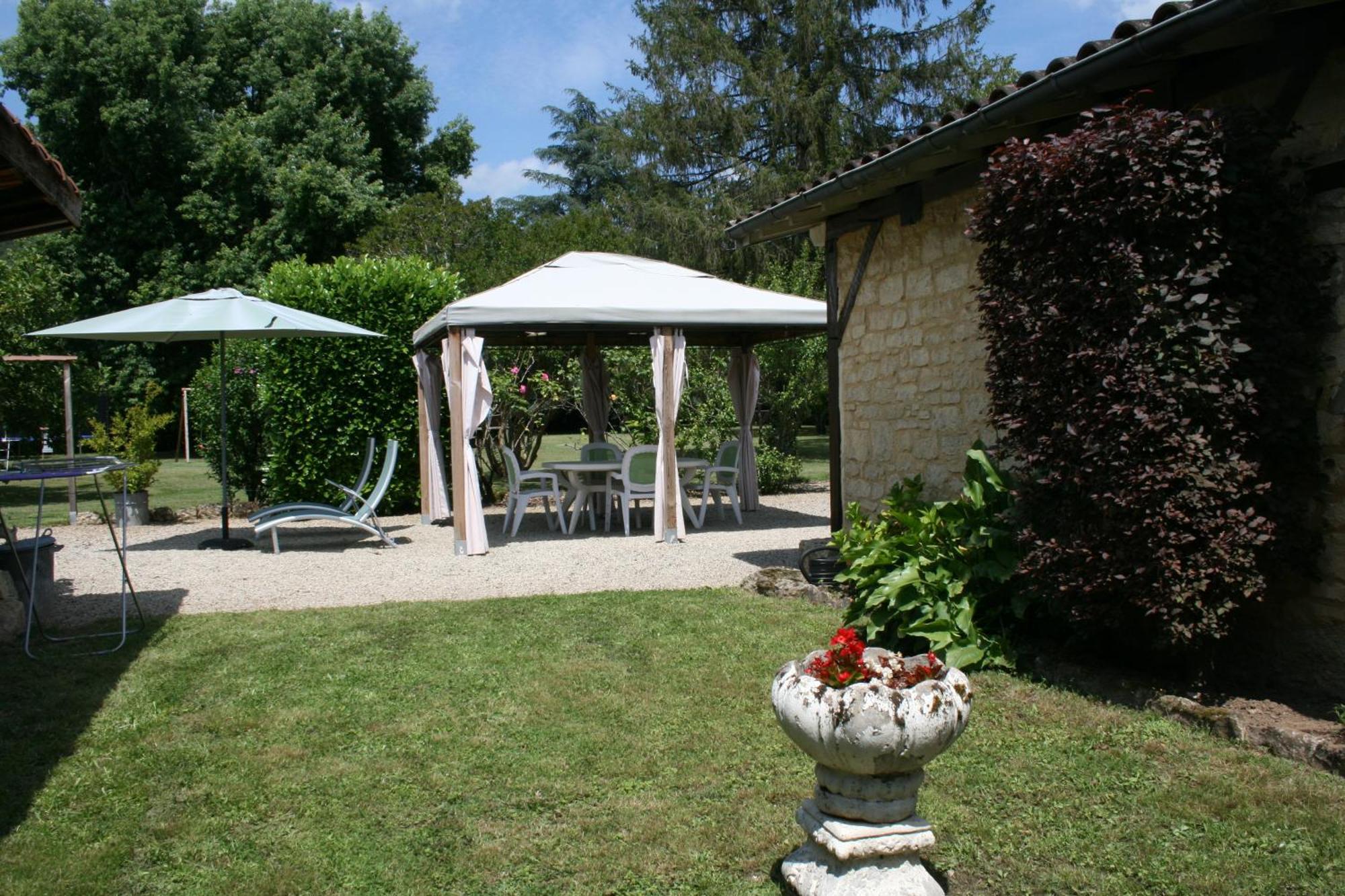 Domaine Des Hirondelles Villa Saint-Vincent-de-Cosse Exteriör bild