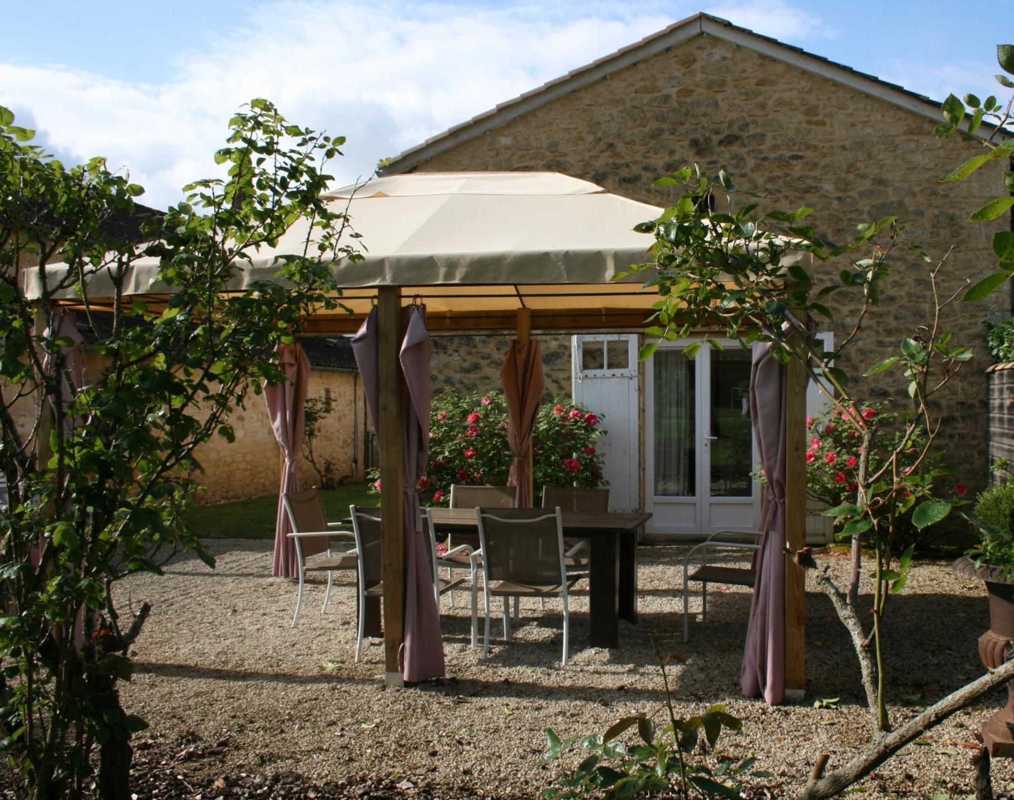 Domaine Des Hirondelles Villa Saint-Vincent-de-Cosse Exteriör bild